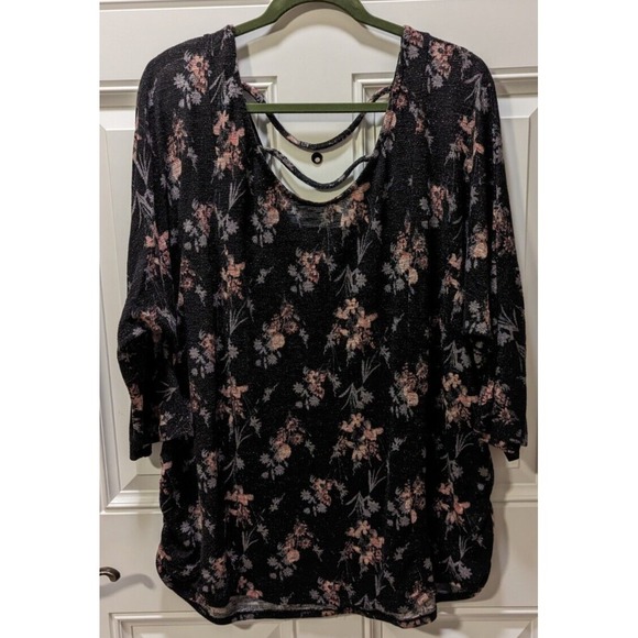 Faded Glory Women's 4X (26W/28W) Black Floral Sparkle Top Back Straps - Picture 2 of 6